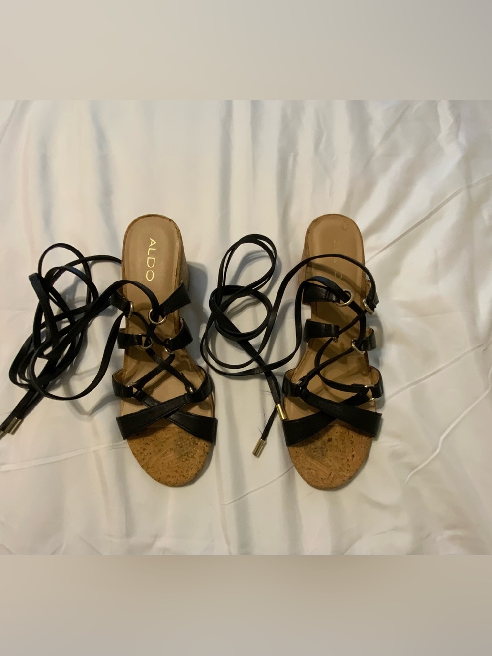 ALDO Women’s Black Strappy Lace-Up Ankle Strap Block Heel Sandals Size 8.5